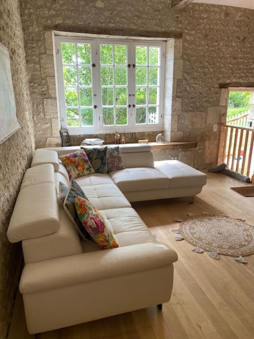 As Seen On A New Life In The Sun - Beautiful 3 Bedroom With Shared Pool * Montboyer